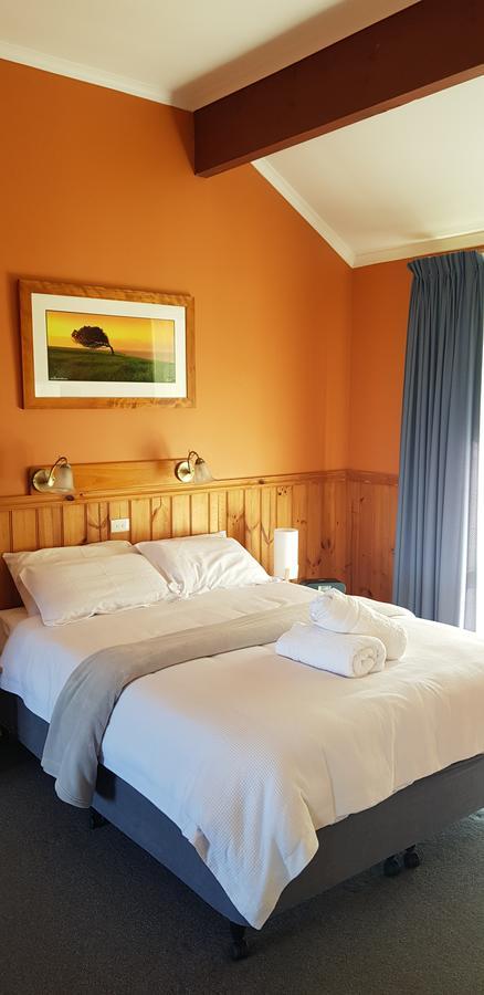 Seaview Norfolk Island Hotel Бернт Пайн Екстериор снимка